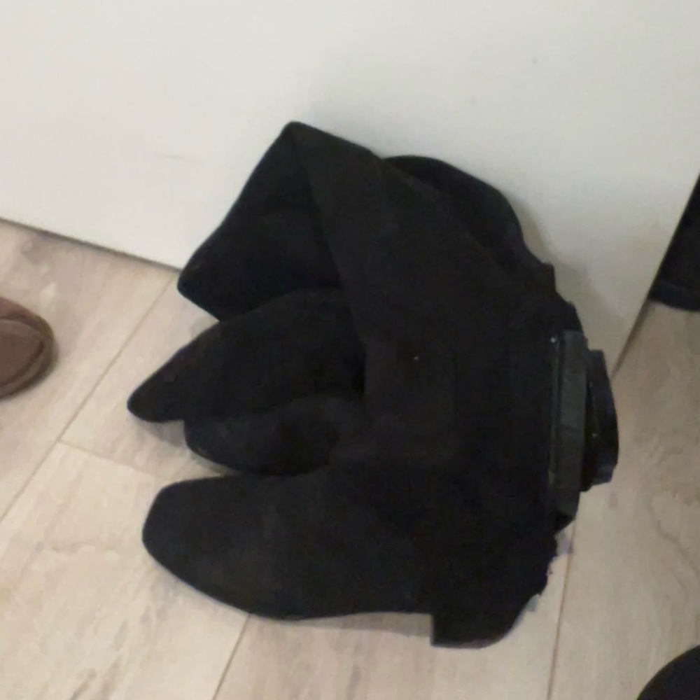 Black Suede Boots 8 Aldo